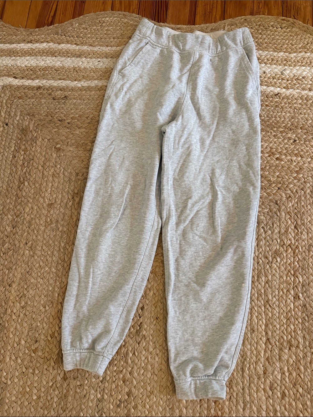 Women lululemon joggers oversized